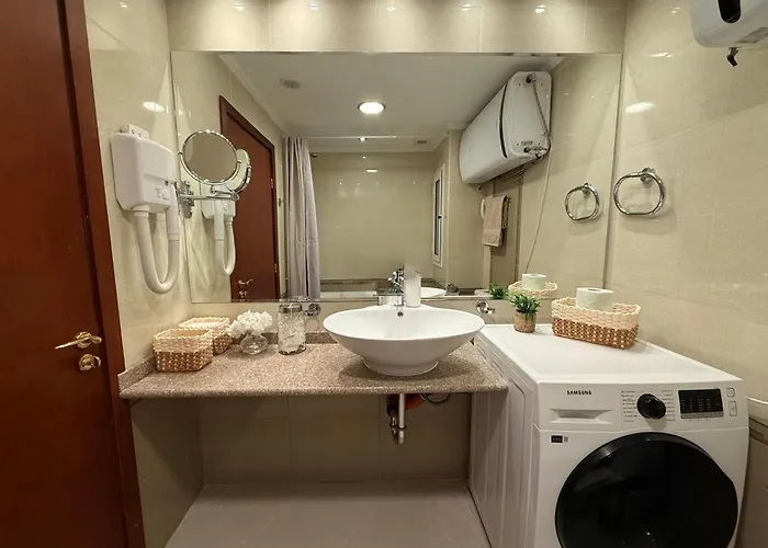 Downtown Luxury Apartment